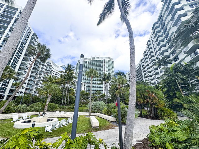 Flamingo Point  photo 3